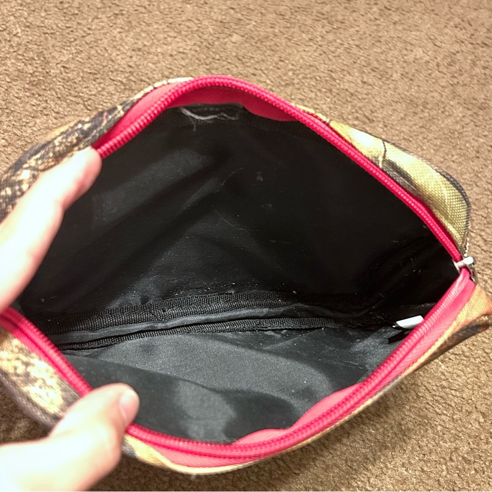 2 Camo&Pink Small Zippered Bags - Picture 3 of 5